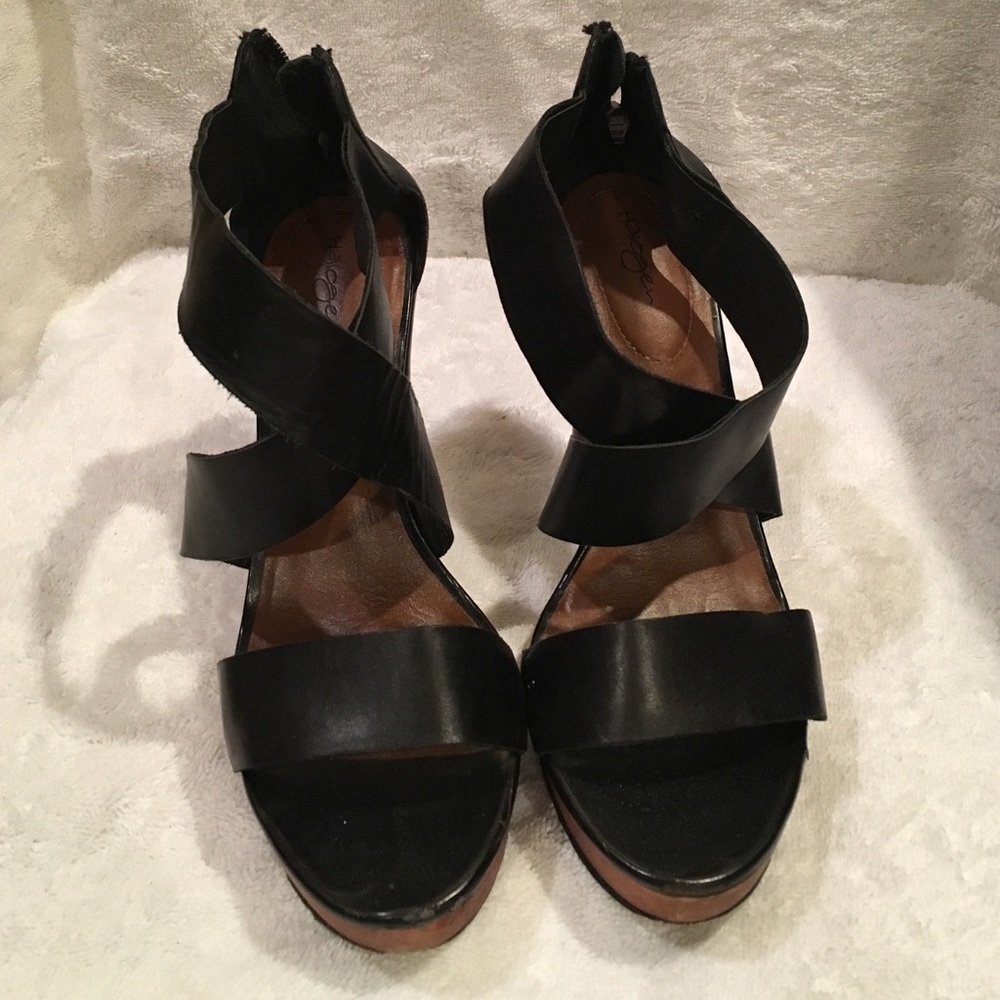 Halogen Women's Thick Strap Heels